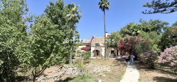 Venta de villa independiente en El Rosario 0