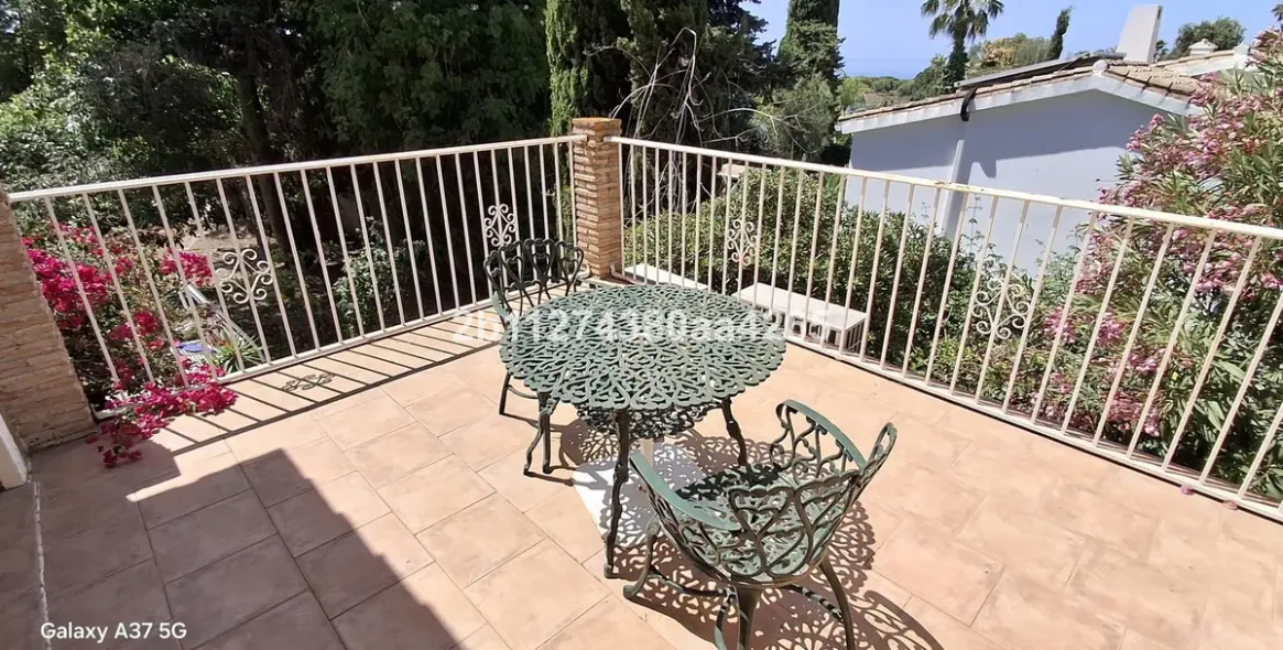 Venta de villa independiente en El Rosario 15