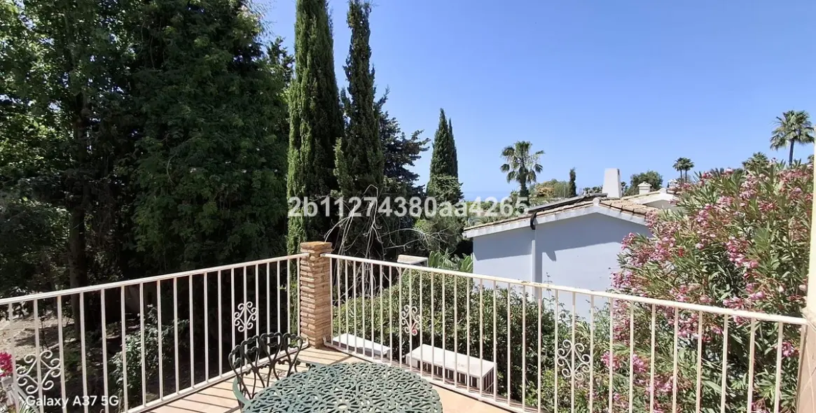 Venta de villa independiente en El Rosario 16