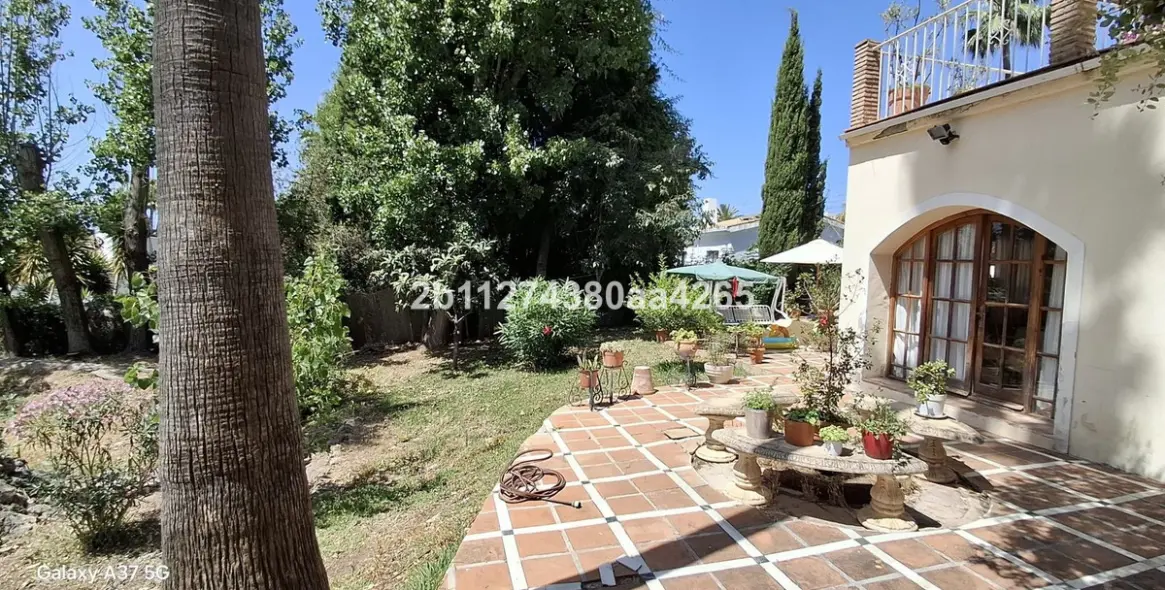 Venta de villa independiente en El Rosario 18
