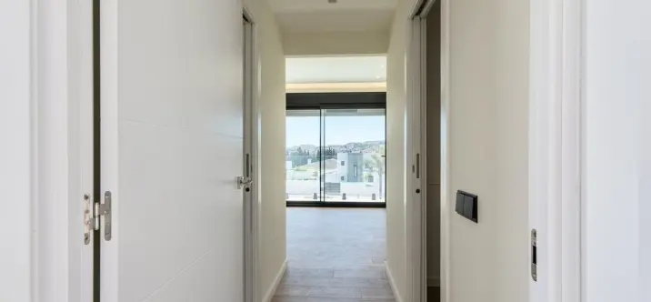 Venta de villa independiente en Sierrezuela 4