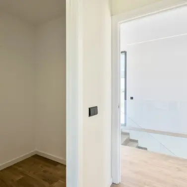 Venta de villa independiente en Sierrezuela