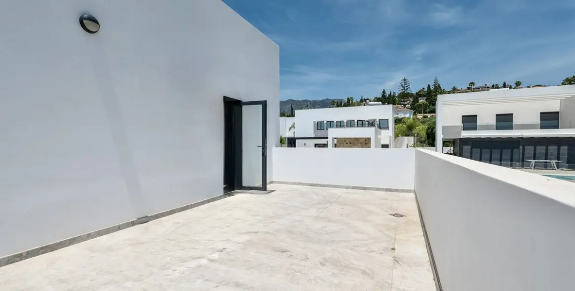 Venta de villa independiente en Sierrezuela 21
