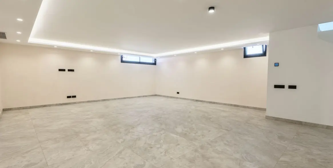 Venta de villa independiente en Sierrezuela 29