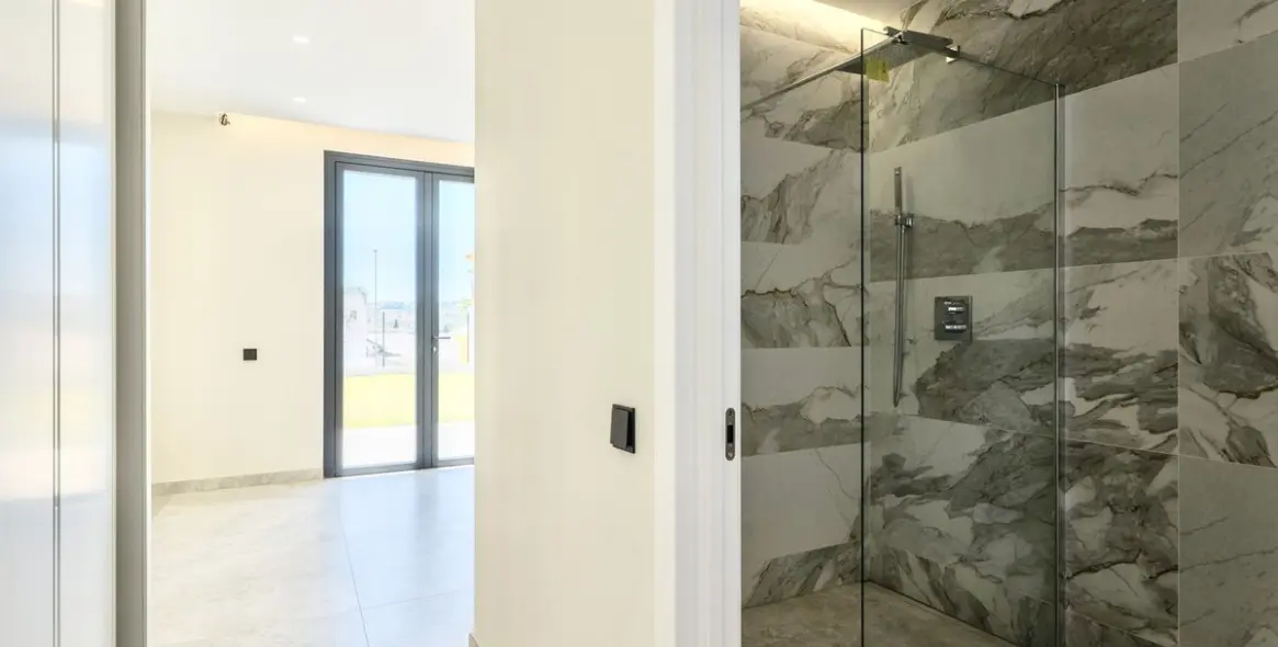 Venta de villa independiente en Sierrezuela 37