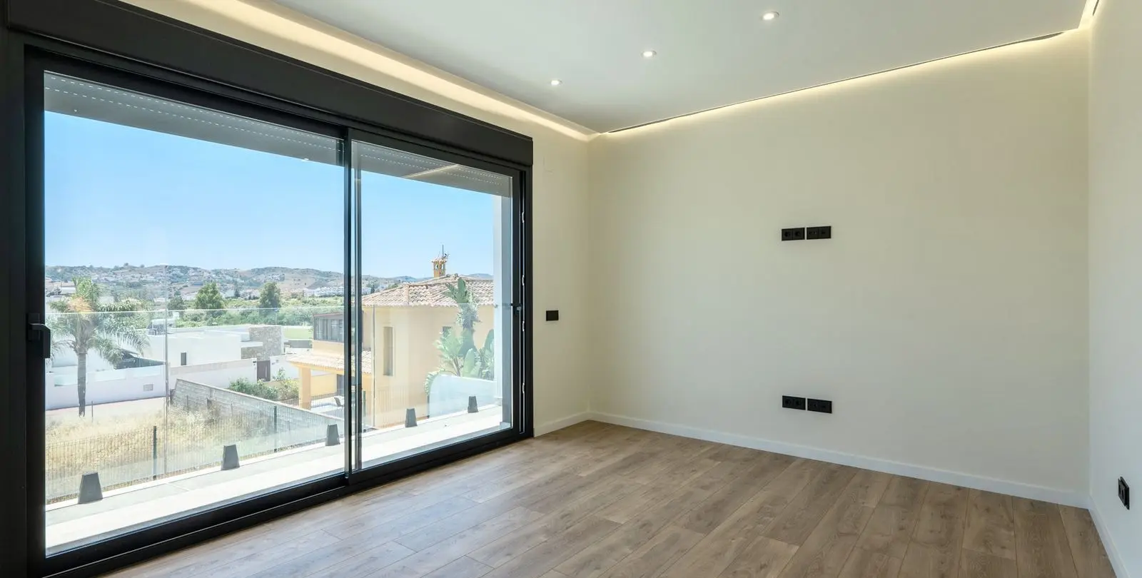 Venta de villa independiente en Sierrezuela 4