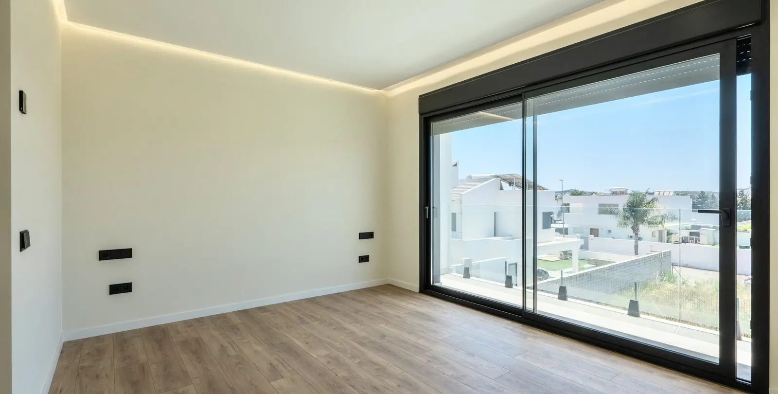 Venta de villa independiente en Sierrezuela 12