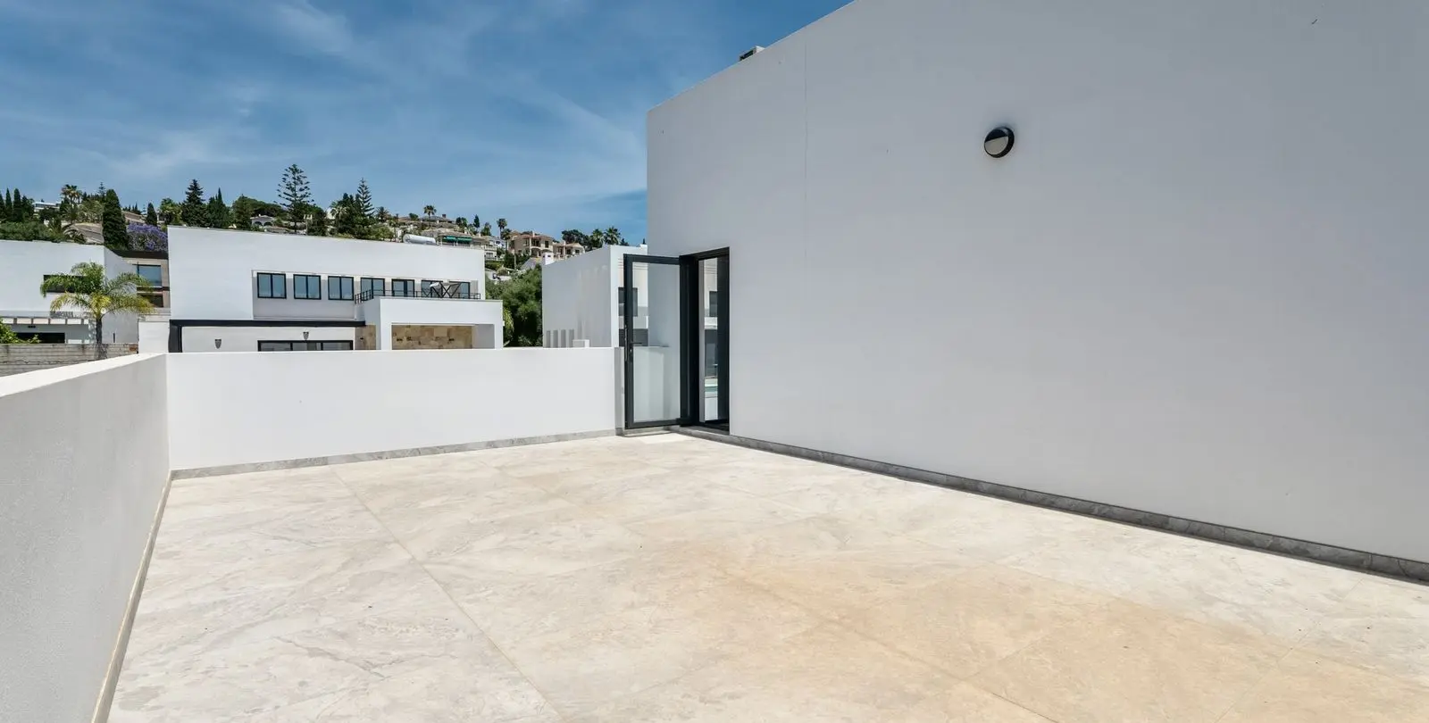Venta de villa independiente en Sierrezuela 18