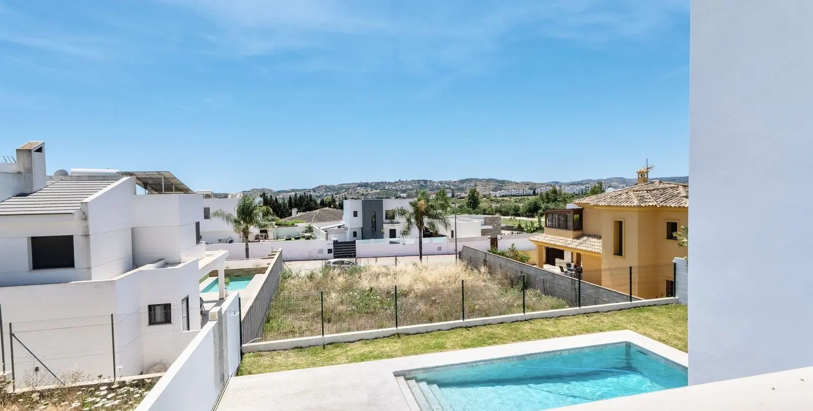 Venta de villa independiente en Sierrezuela 21