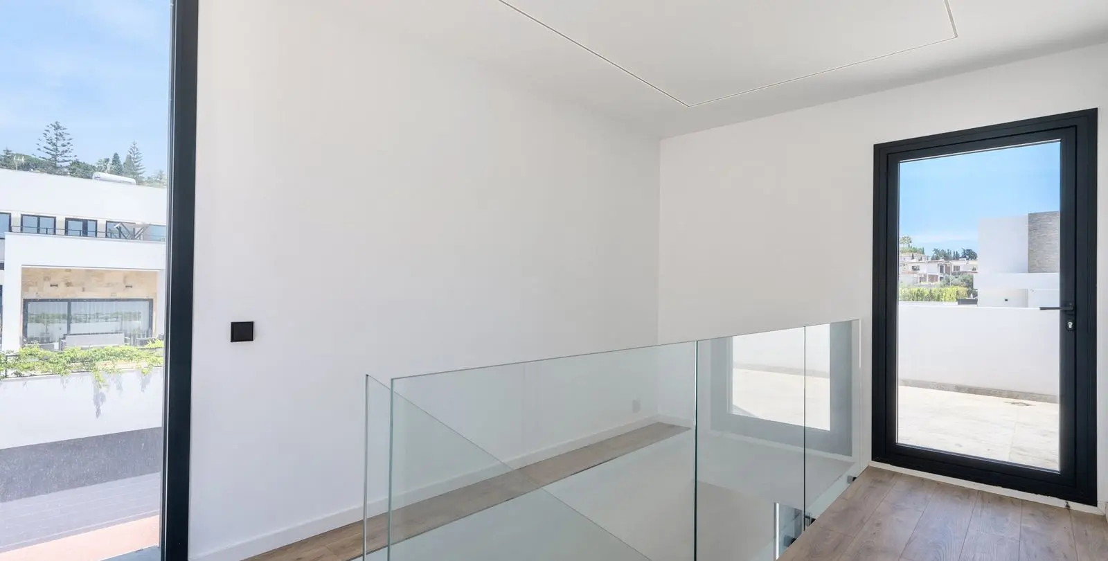 Venta de villa independiente en Sierrezuela 24