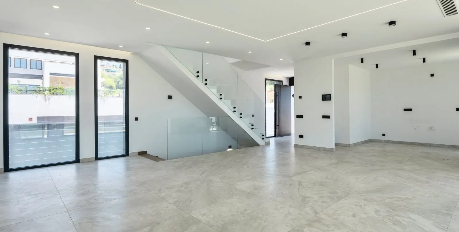 Venta de villa independiente en Sierrezuela 35