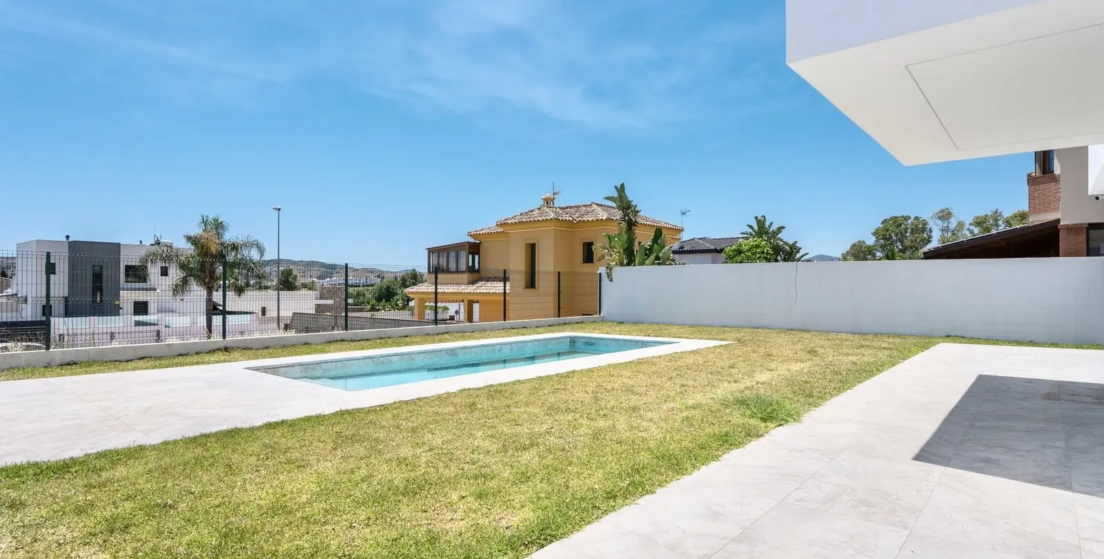 Venta de villa independiente en Sierrezuela 47