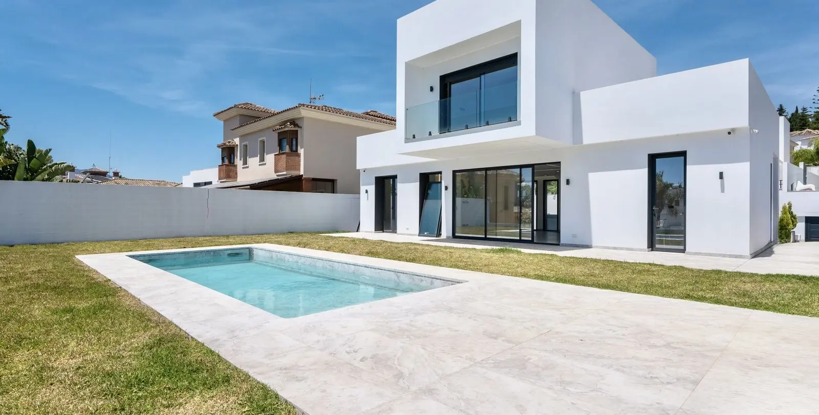 Venta de villa independiente en Sierrezuela 48