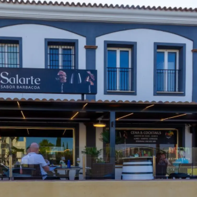 Venta de local comercial en La Cala Hills