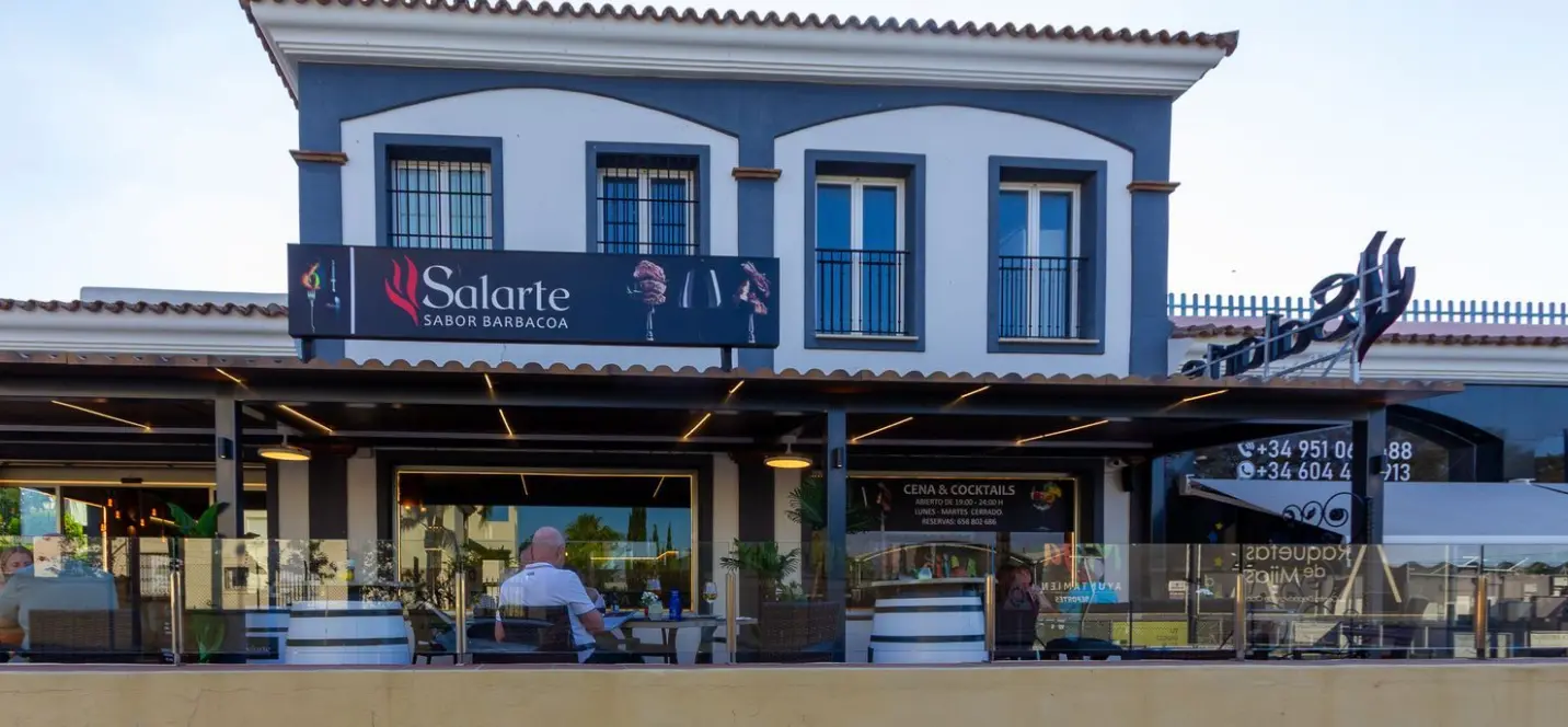 Venta de local comercial en La Cala Hills 1
