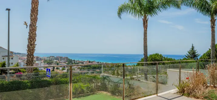 Venta de casa pareada en Málaga Este 2
