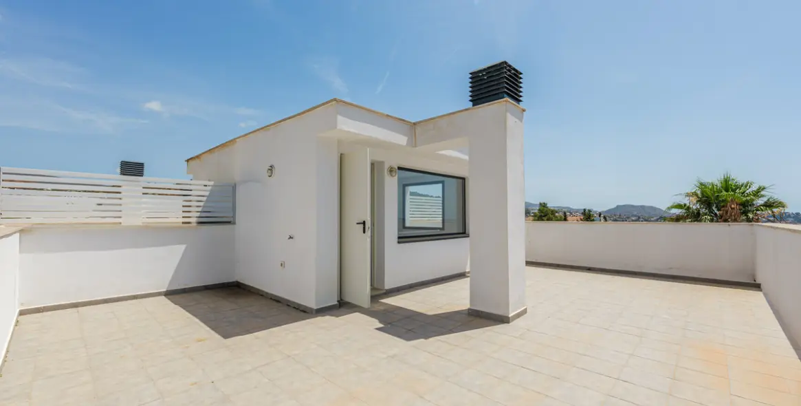 Venta de casa pareada en Málaga Este 17