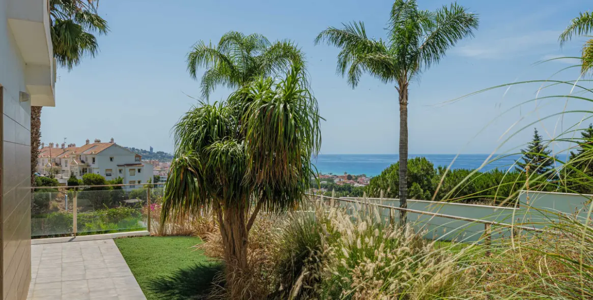 Venta de casa pareada en Málaga Este 22