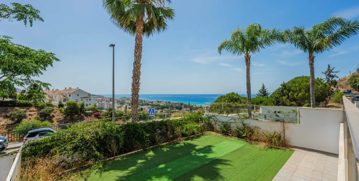 Venta de casa pareada en Málaga Este 25