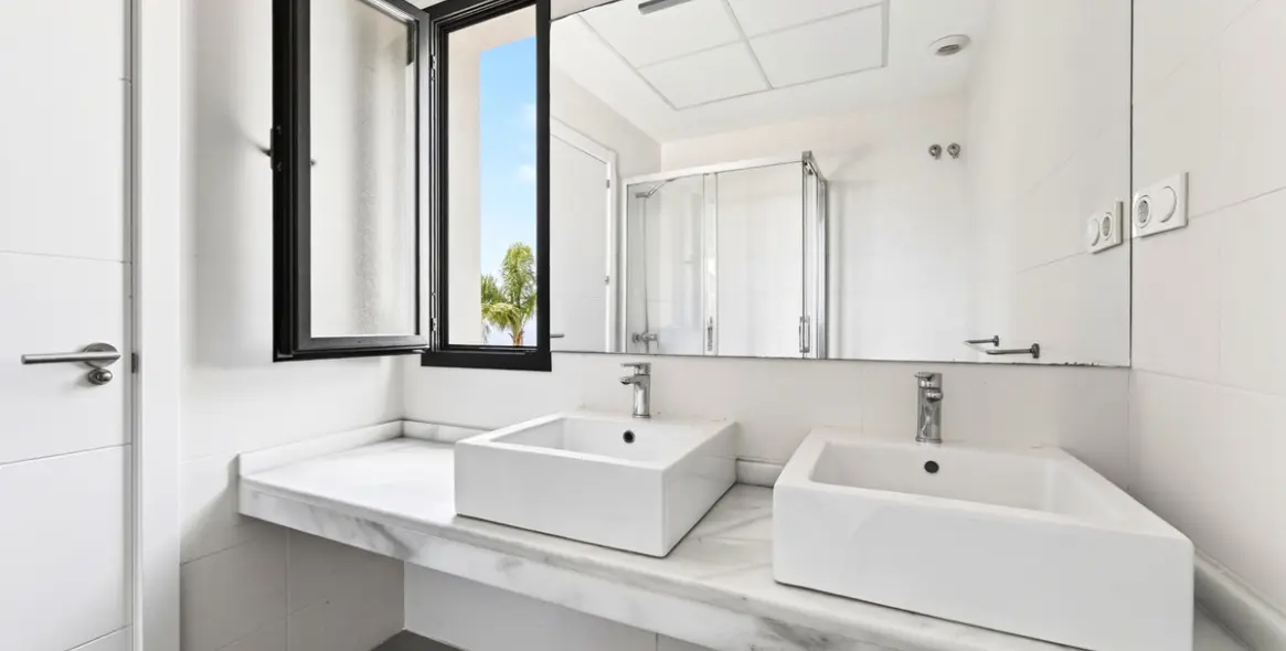 Venta de casa pareada en Málaga Este 30