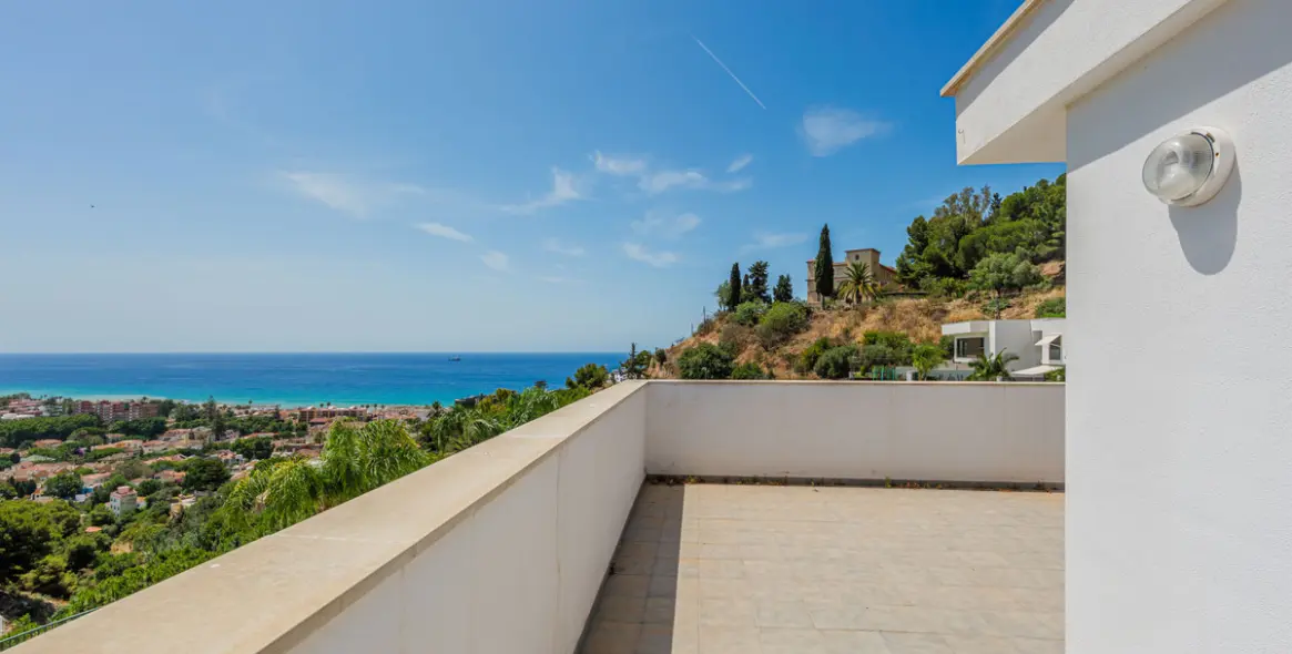 Venta de casa pareada en Málaga Este 33