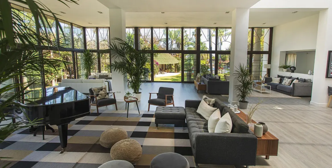 Venta de villa independiente en Nueva Andalucía 8
