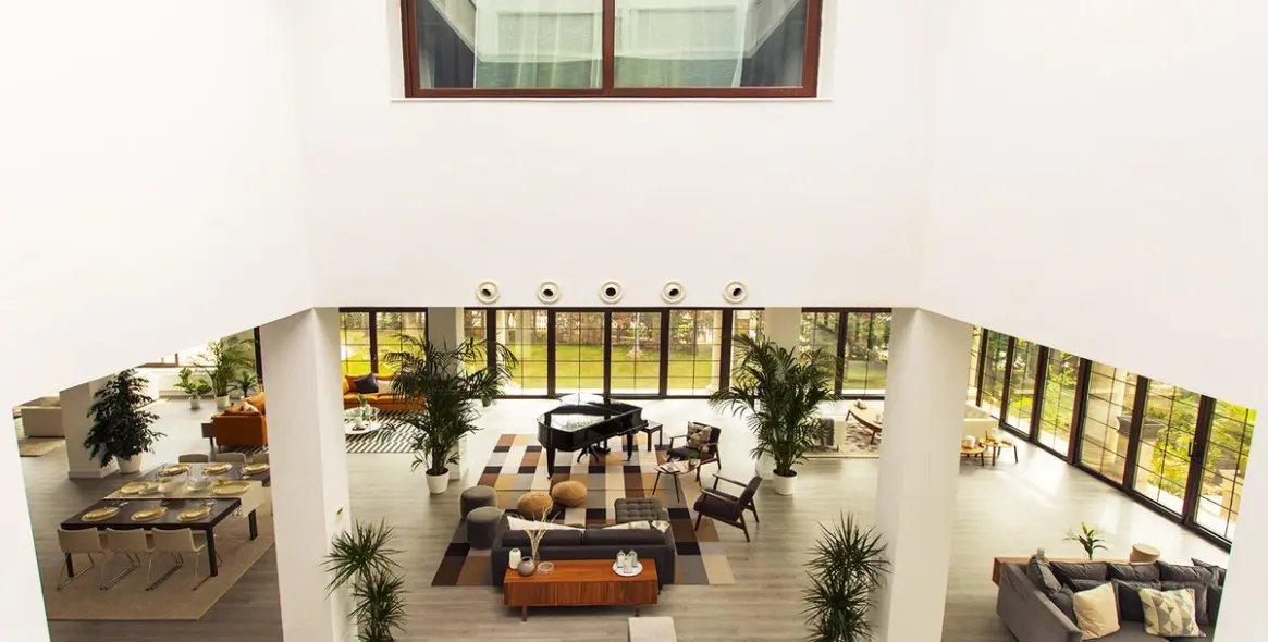 Venta de villa independiente en Nueva Andalucía 13