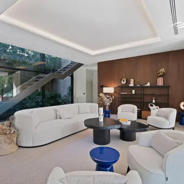 Venta de villa independiente en Los Naranjos
