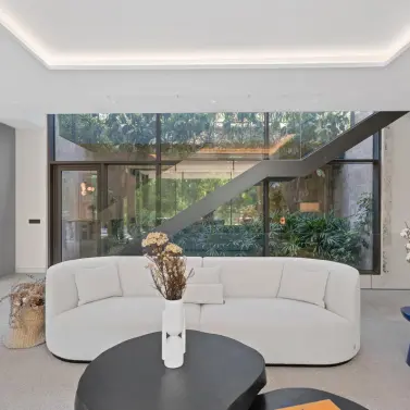 Venta de villa independiente en Los Naranjos