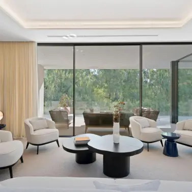 Venta de villa independiente en Los Naranjos