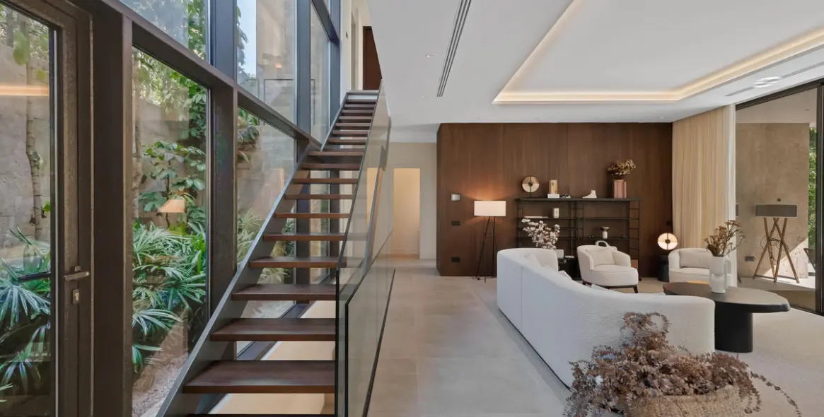 Venta de villa independiente en Los Naranjos 5