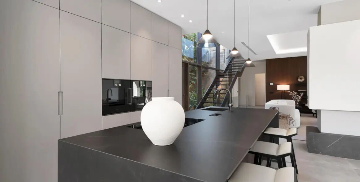 Venta de villa independiente en Los Naranjos 11