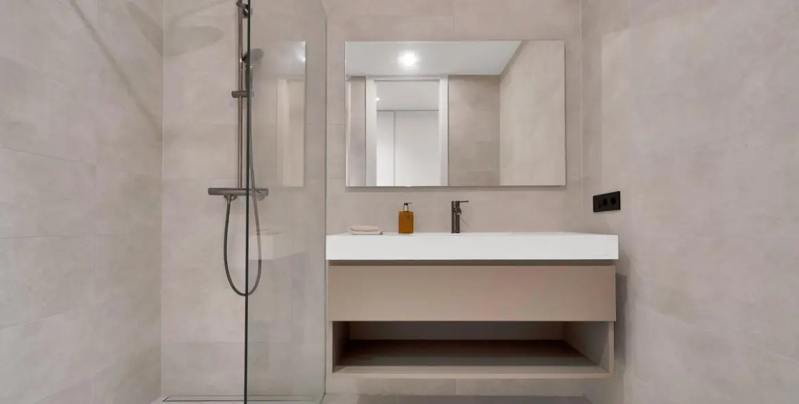 Venta de villa independiente en Los Naranjos 29