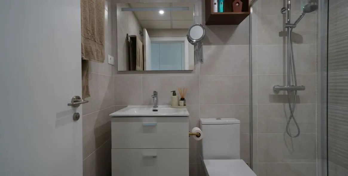 Venta de villa independiente en Los Naranjos 46
