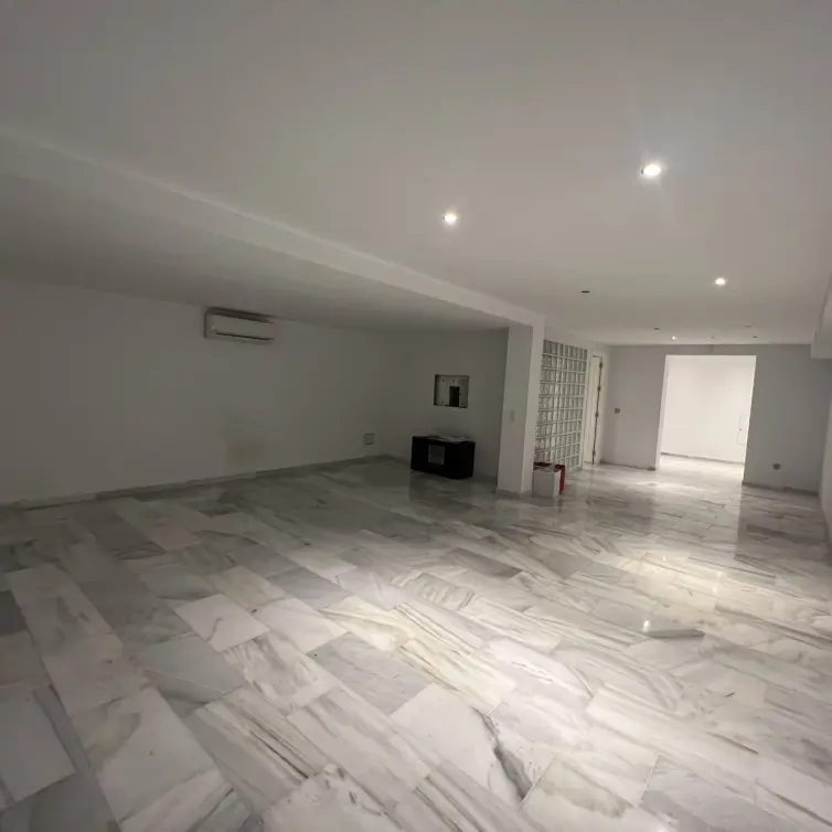 Sale of detached villa in Nueva Andalucía