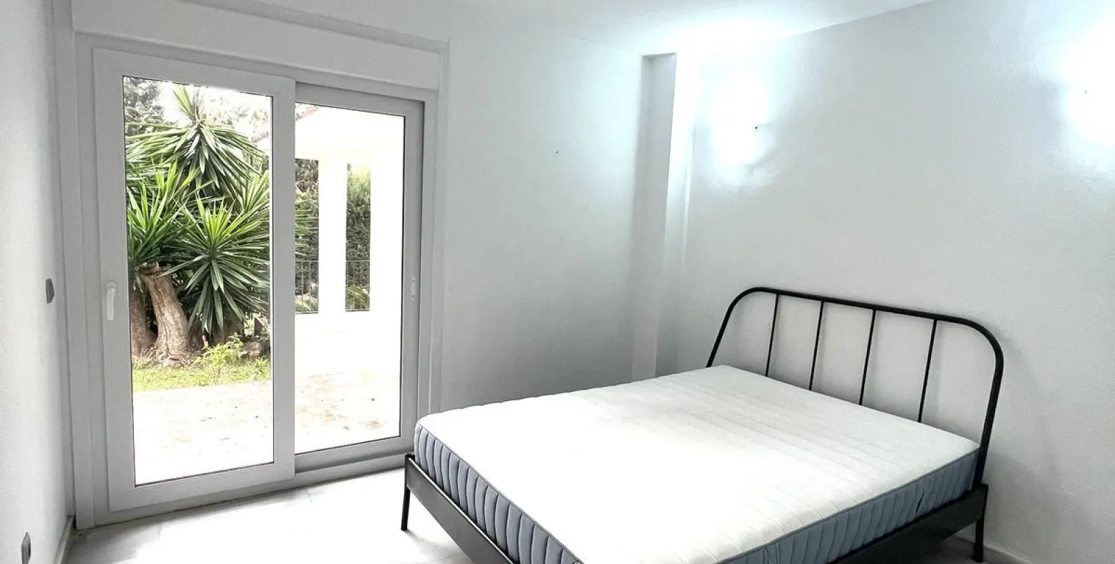 Venta de villa independiente en Nueva Andalucía 23