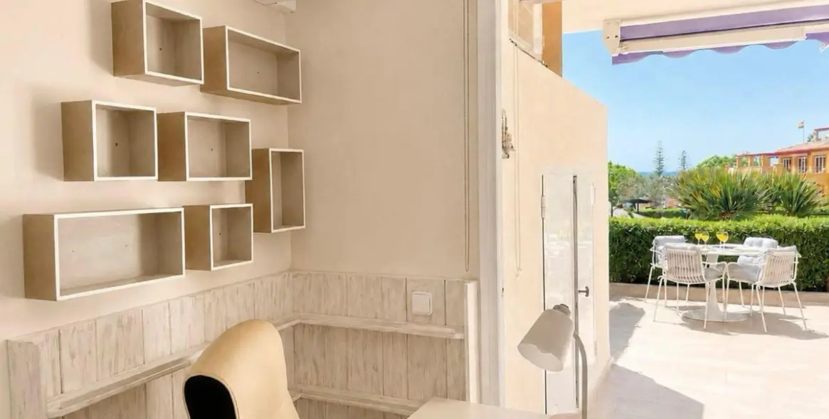 Short-term rent of studio in Nagüeles 5
