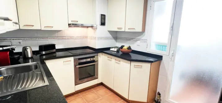 Long-term rent of middle floor apartment in Marbella 4
