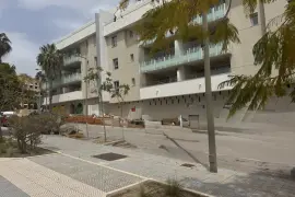Image 4 thumb