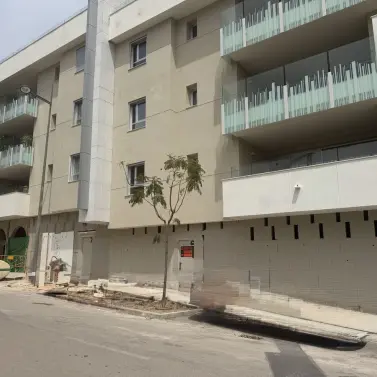 Alquiler a largo plazo de local comercial en San Pedro de Alcántara