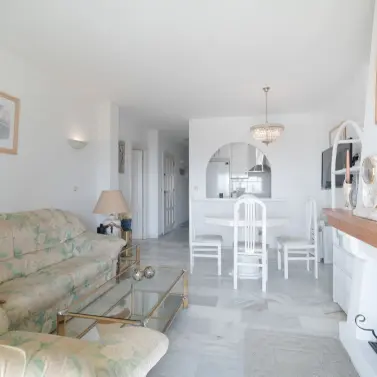 Venta de apartamento en planta media en La Cala de Mijas