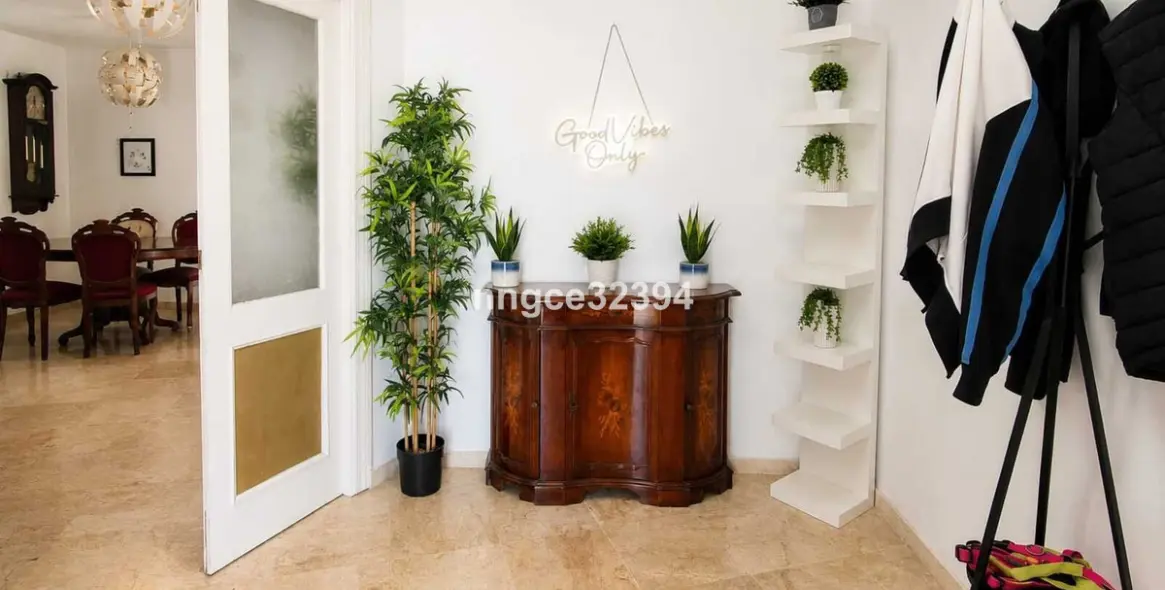 Venta de bar en New Golden Mile 38