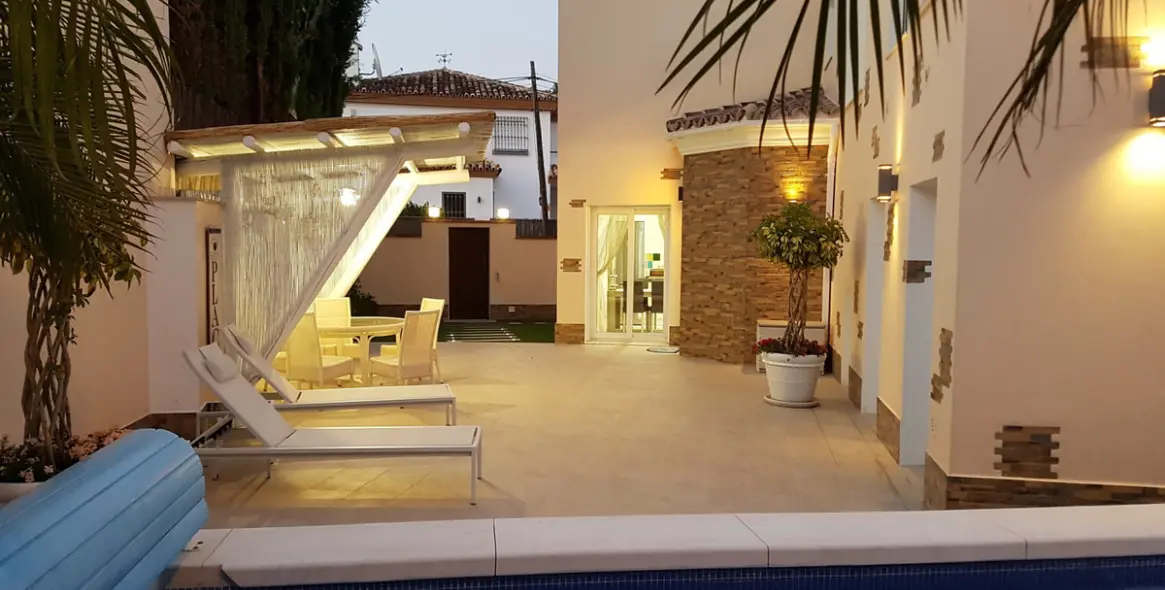 Alquiler a largo plazo de villa independiente en San Pedro de Alcántara 11
