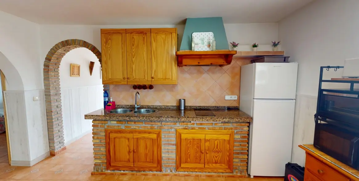Venta de villa independiente en Sayalonga 16