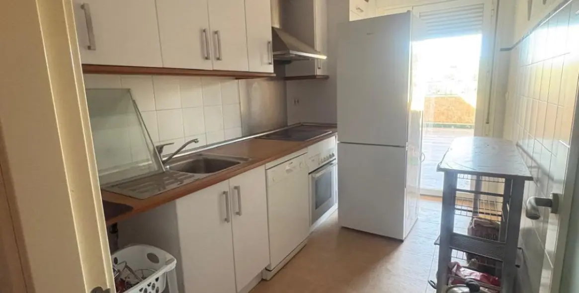 Venta de casa pareada en Las Lagunas 23