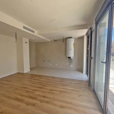 Venta de apartamento en planta media en Estepona