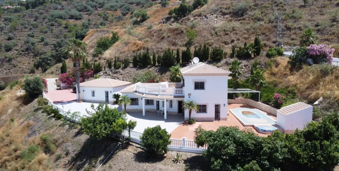 Venta de villa independiente en Arenas 1