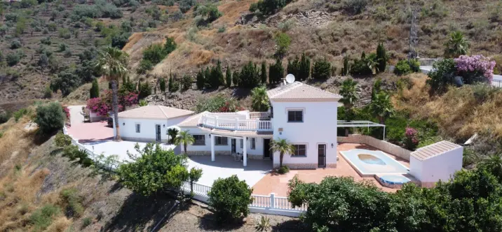 Venta de villa independiente en Arenas 0
