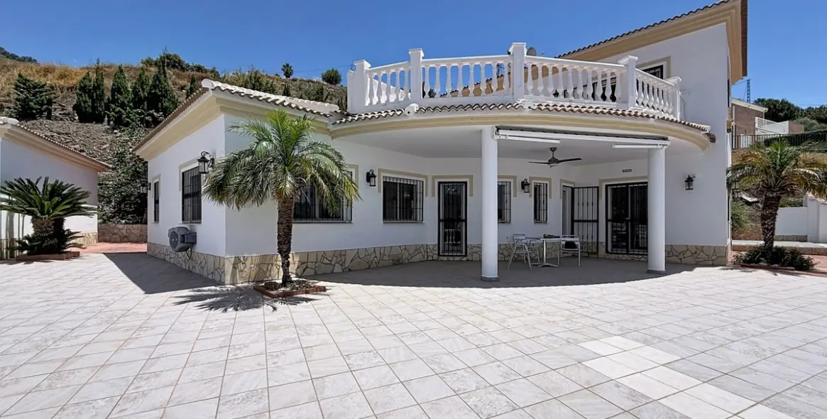 Venta de villa independiente en Arenas 3