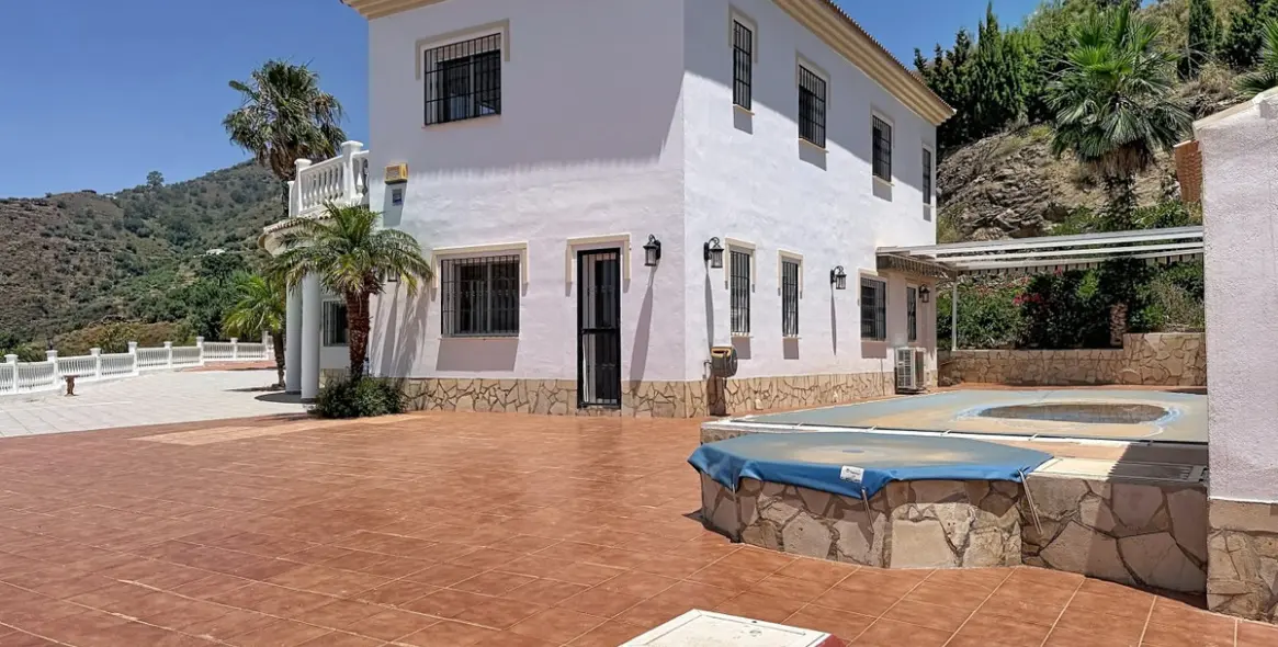 Venta de villa independiente en Arenas 5